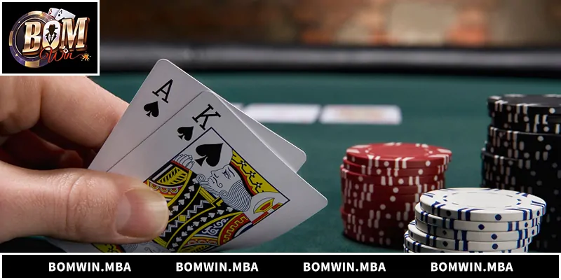 Poker là trò chơi bài trí tuệ hấp dẫn, đậm tính chiến thuật